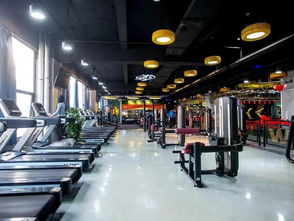 Madison Zhengzhou Zhongyuan Futa Hotel 3*,