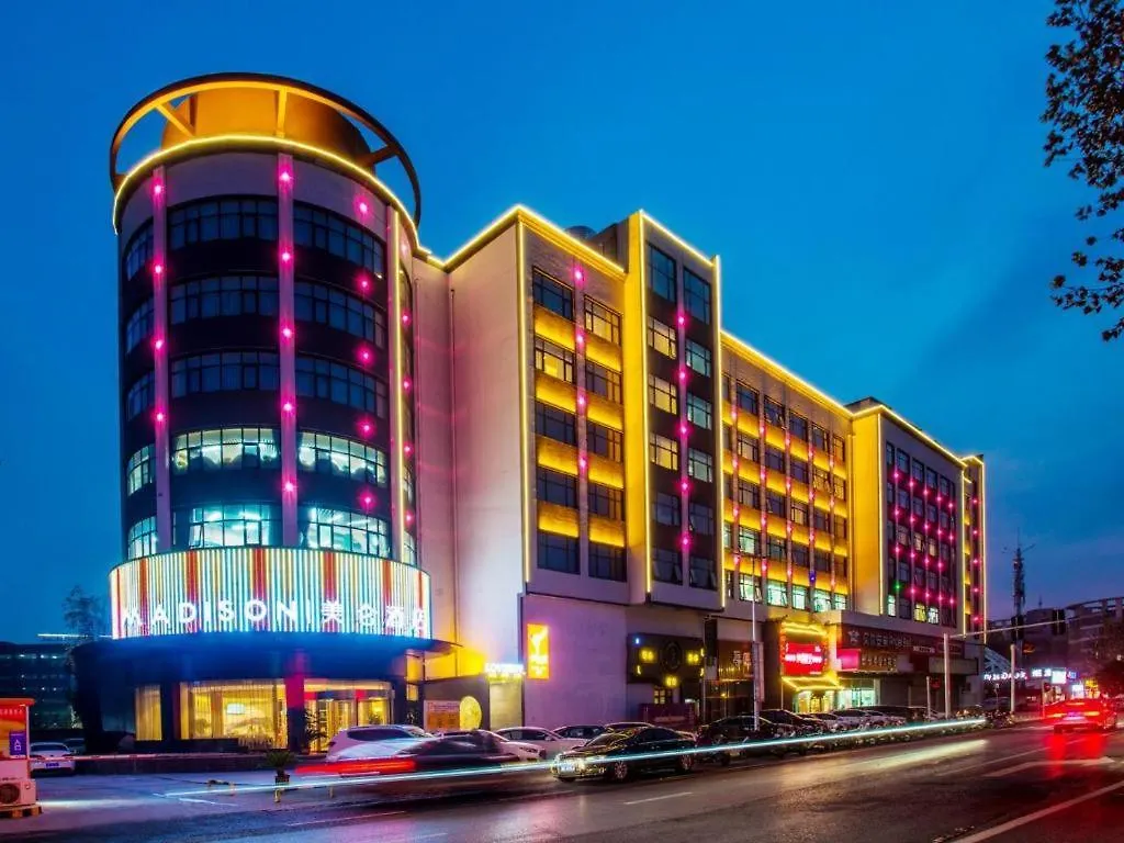 Madison Zhengzhou Zhongyuan Futa Hotel